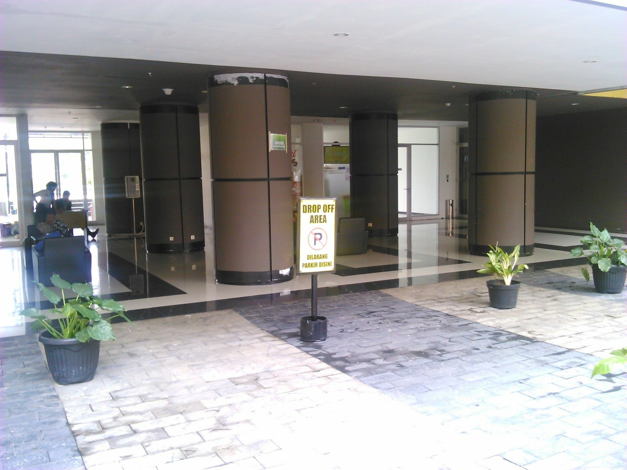 The Suites Metro Apartment - Putri Bandung Exterior photo